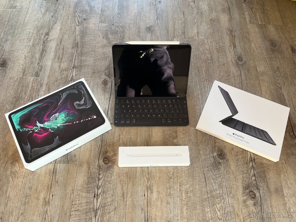 iPad Pro 11" 256GB, Wi-Fi, Cellular, Pencil, Keyboard