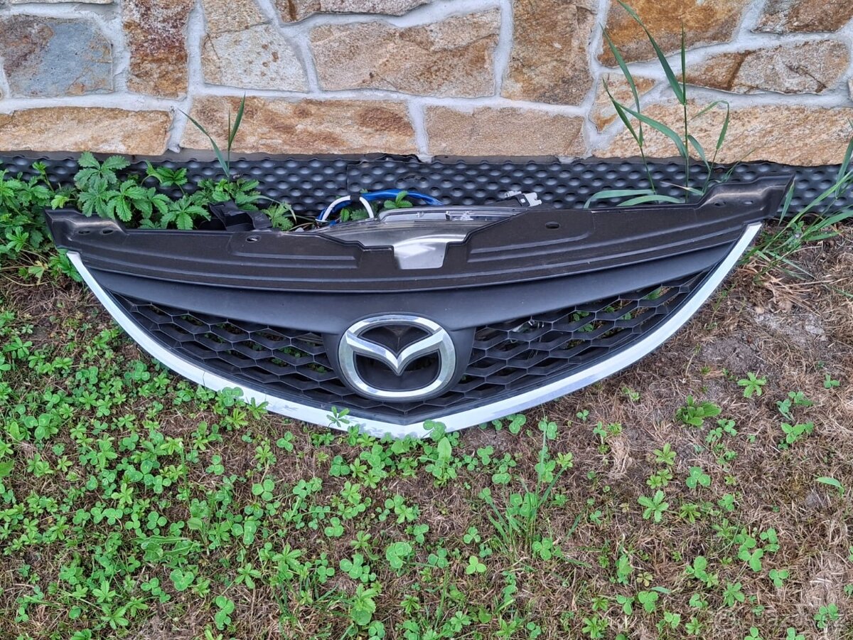 Maska mazda 6