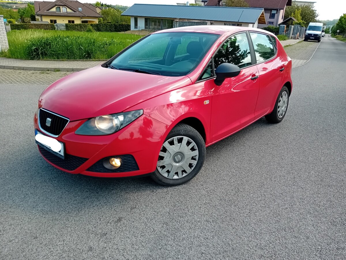 Seat Ibiza 1.4 16V, r.v. 2009, PRAVIDELNÝ SERVIS