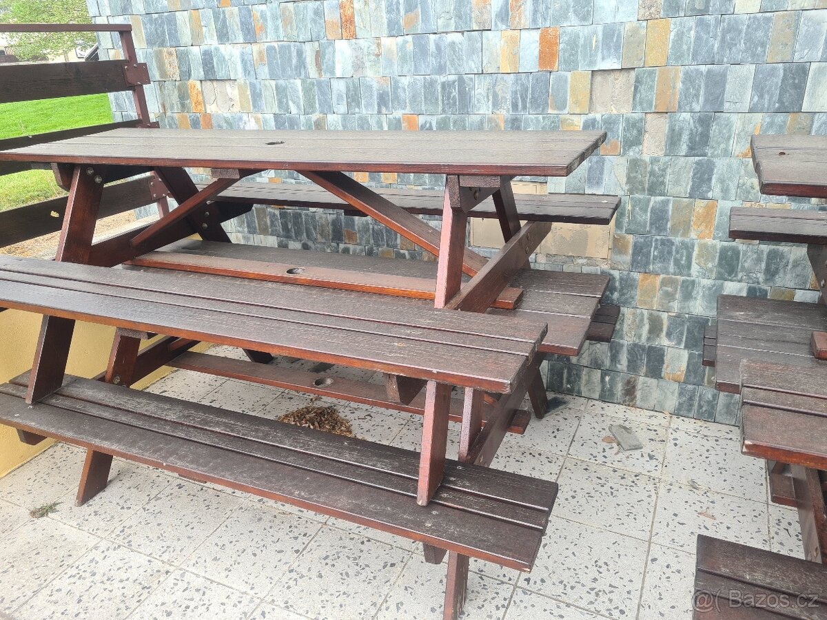 PIVNÍ SET, LAVICE