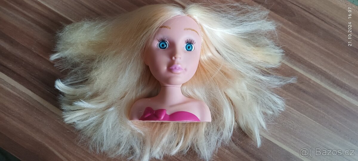Česací hlava s doplňky