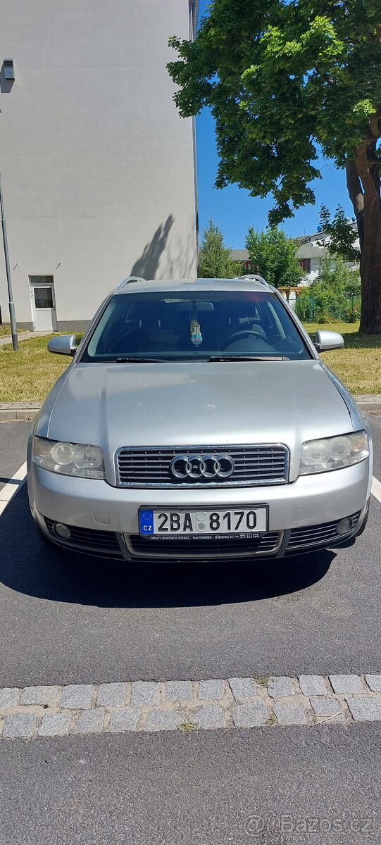 Audi a4 b6 combi Stříbrná