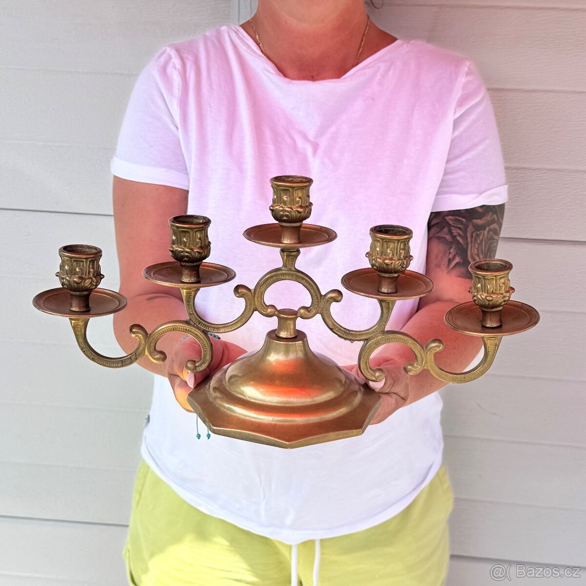 Mosazný masivní svícen 1,3kg