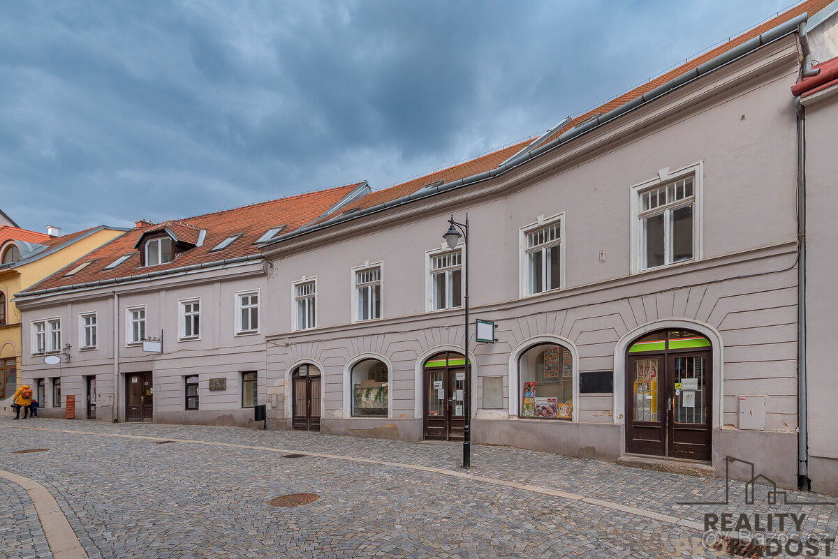 Pronájem bytu 2+1 ve Znojmě, byt 48,28 m2 Znojmo – byt 10