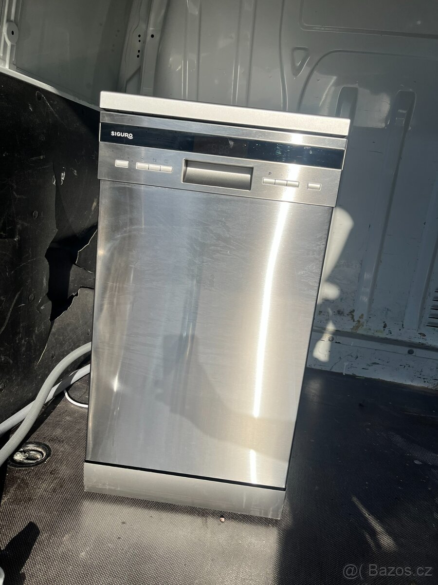 Myčka Siguro dw-f453s efficlean