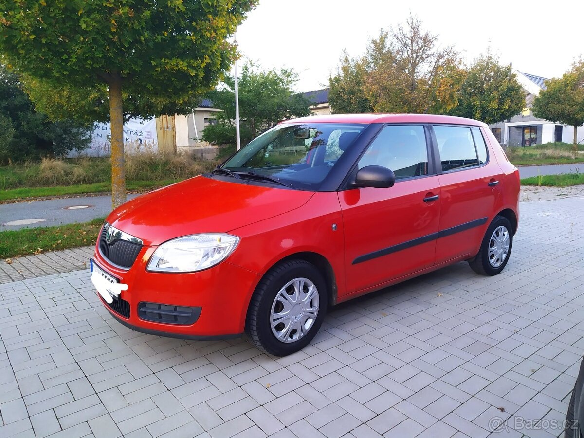 Škoda Fabia 1.2 HTP, 2010, 125 000 km, pěkný stav