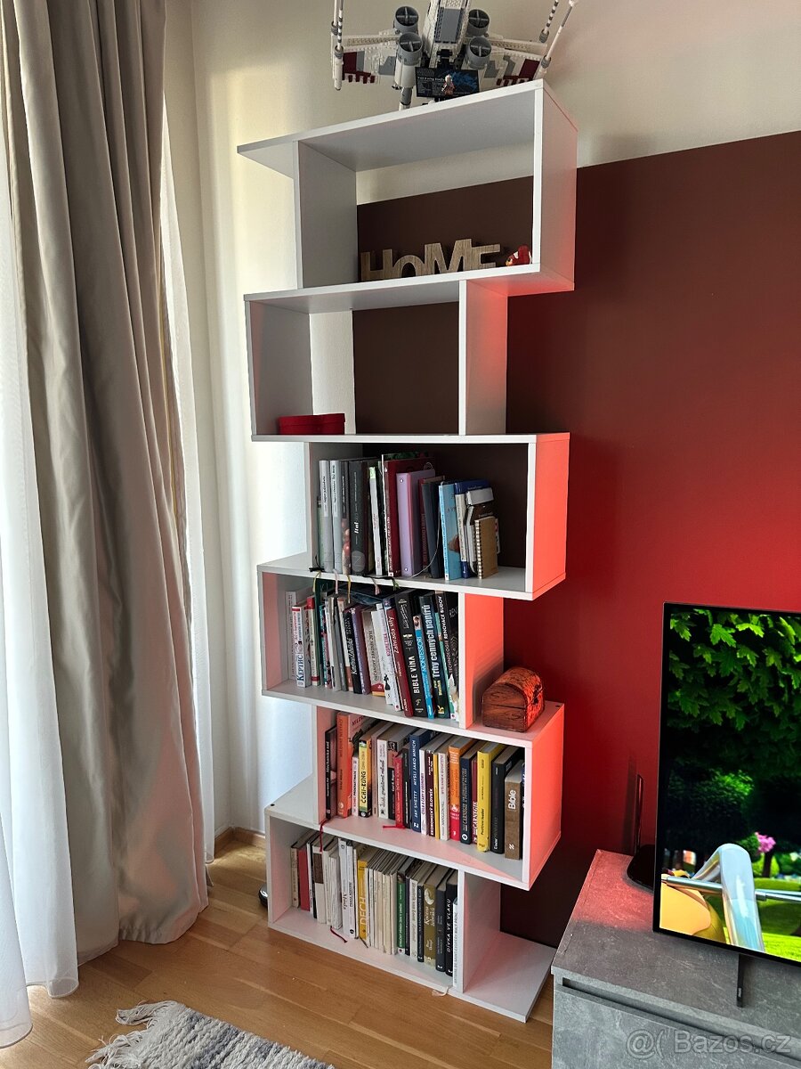 Prodám knihovnu/regál Sconto