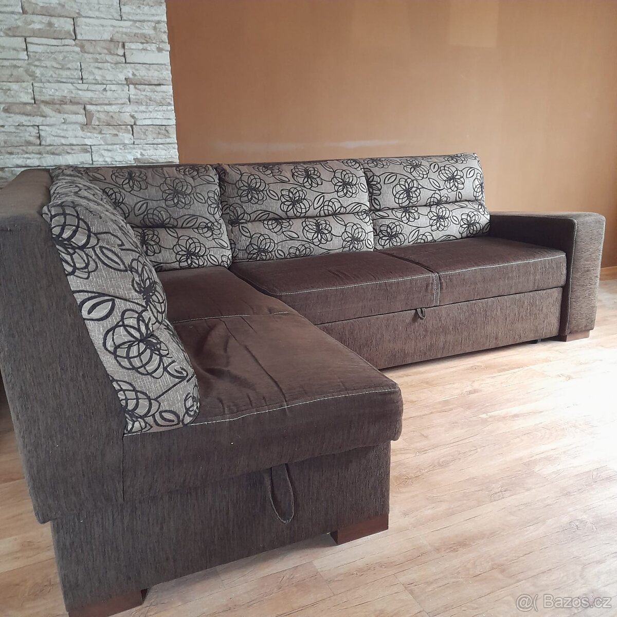 Rozkládací pohovka