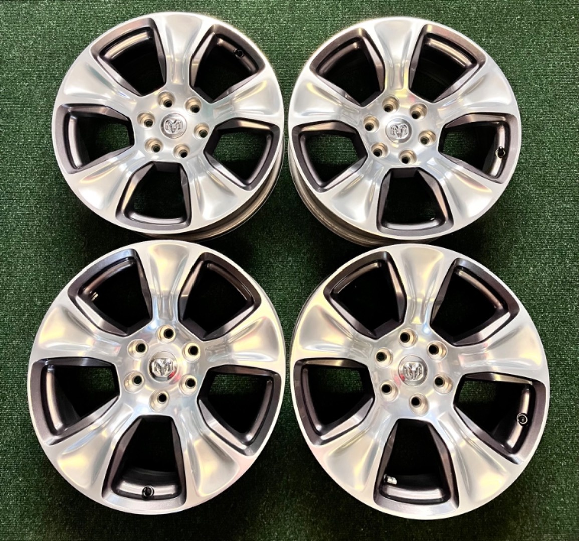 6x139.7 Orig. Dodge RAM 1500 5. Generace - senzory tlaku