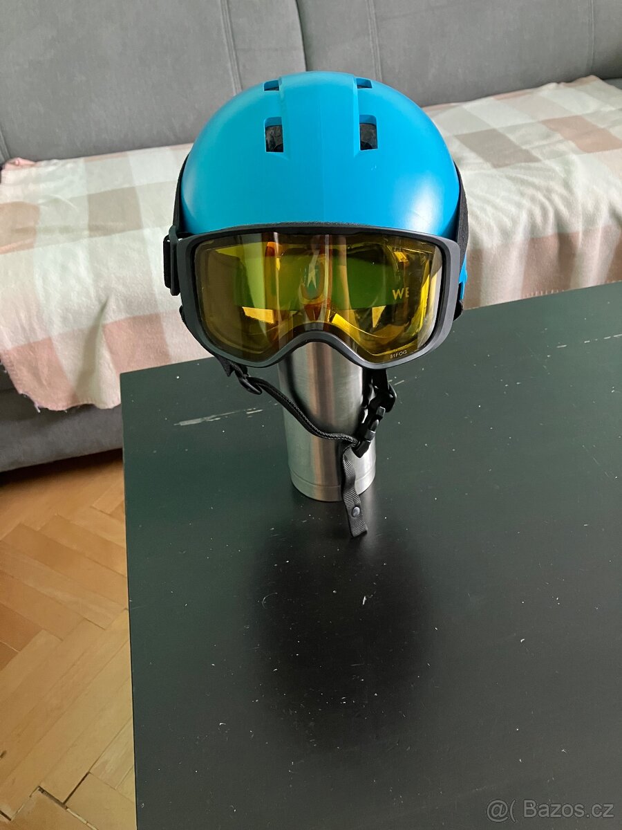Dětská lyžařská helma s brýlemi (set)
