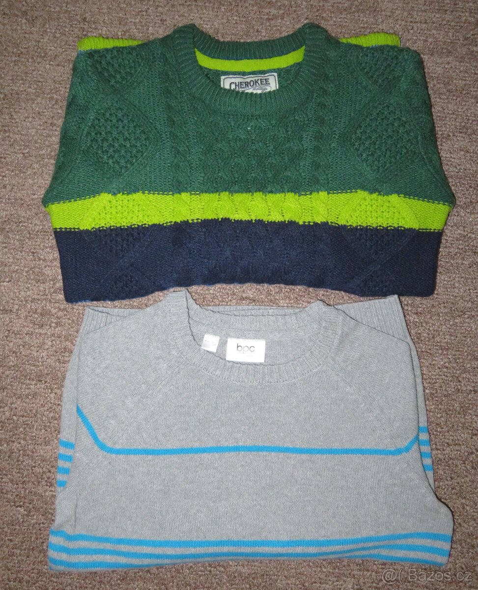 2 chlapecké svetry, vel 140/146