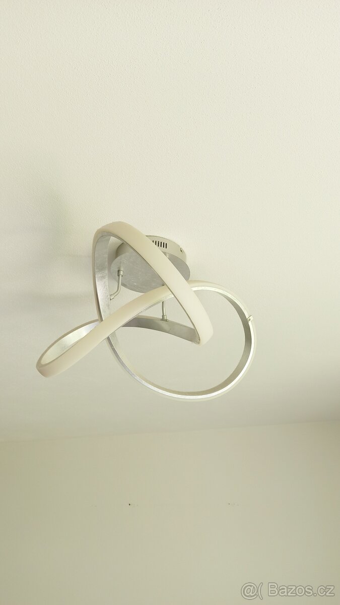 LED stropní svítidlo