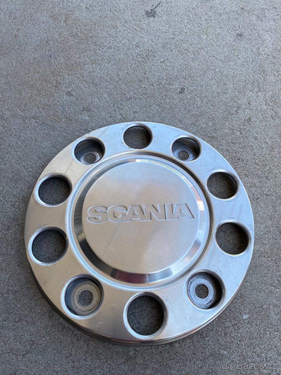 Poklice Scania nerezové