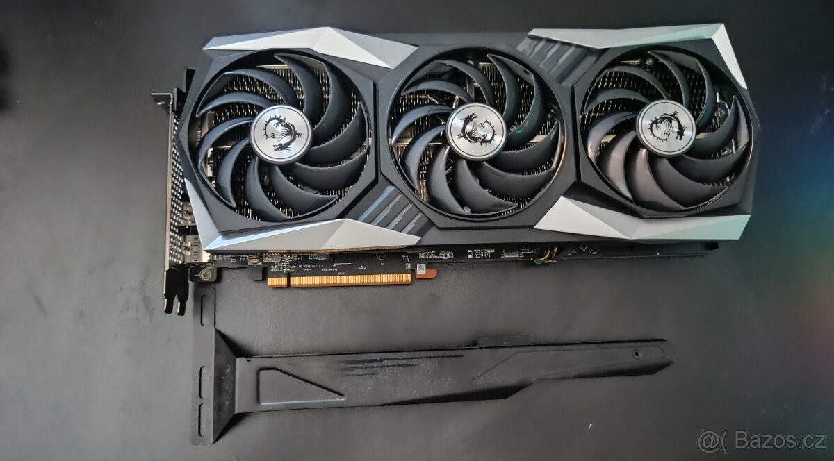 MSI Radeon RX 6750 XT GAMING X TRIO 12G