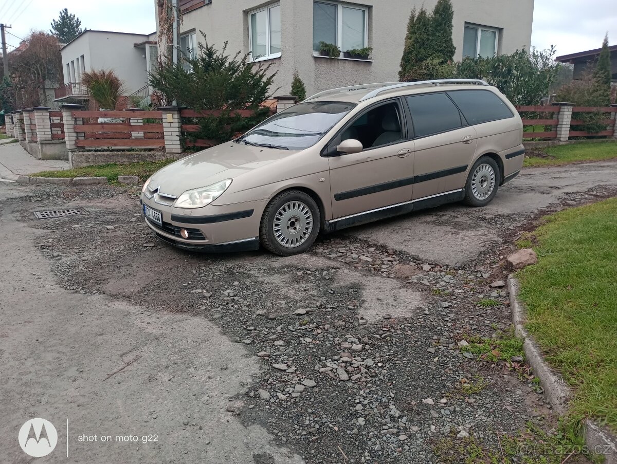 Citroen C5 1.6HDI  r.v.05 (nová STK)