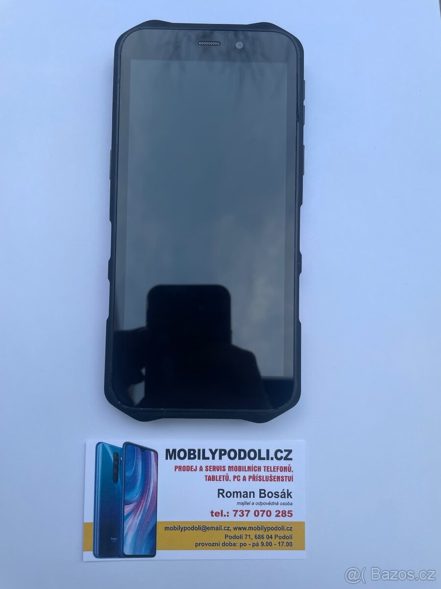 Outdoorový telefon Oukitel