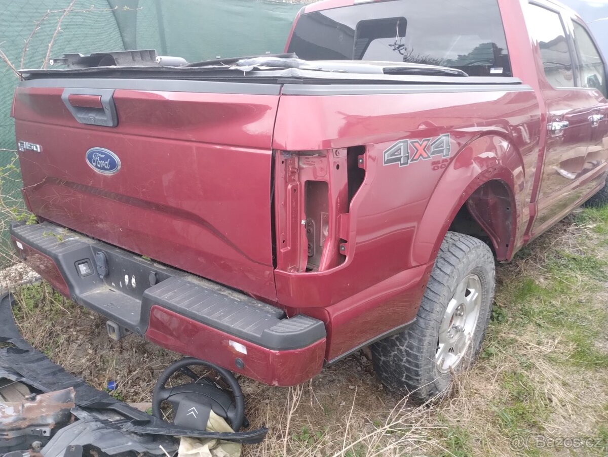 Kompletní korba + zadní nárazník - Ford F-150 2019