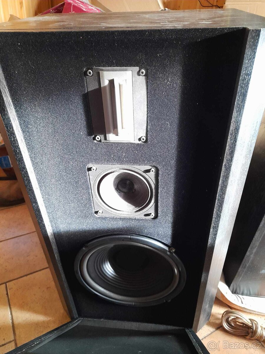 reproboxy WOTAN quadral Phonologue
