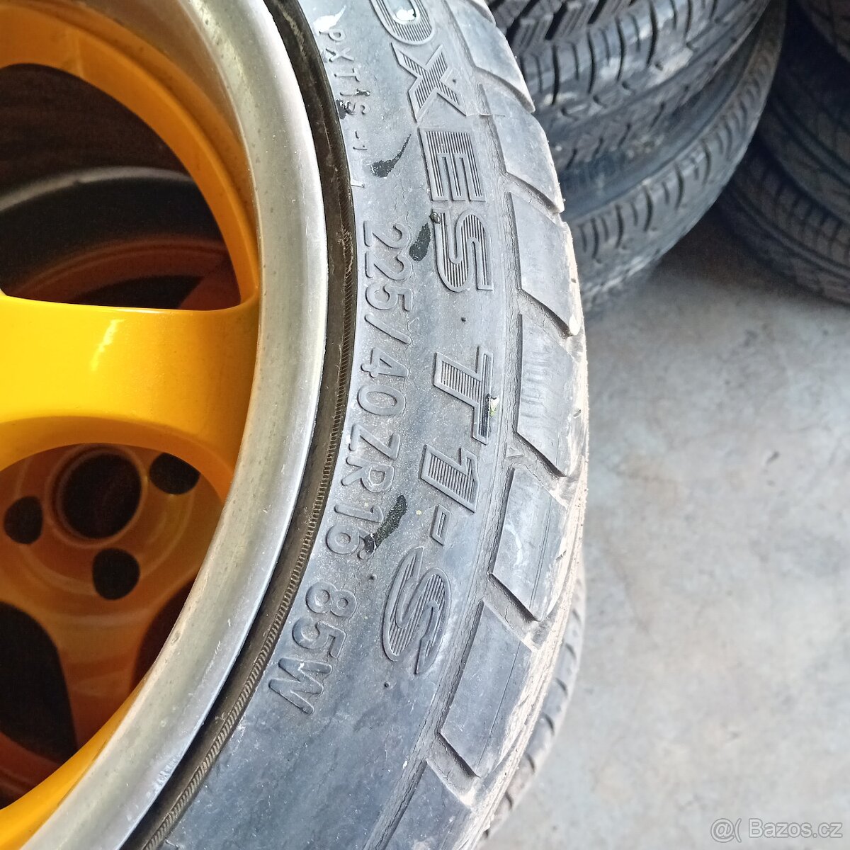 4x100 r16