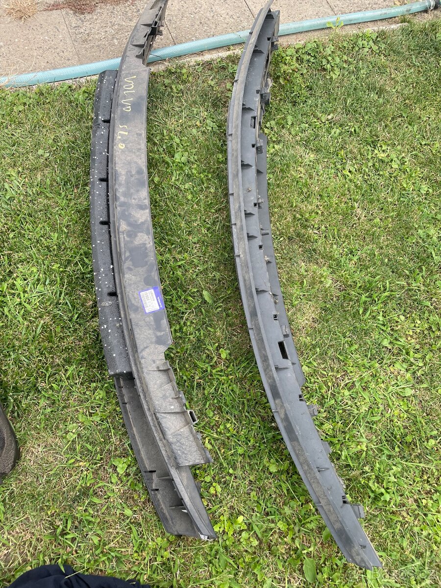 Výztuha nárazníku volvo s40