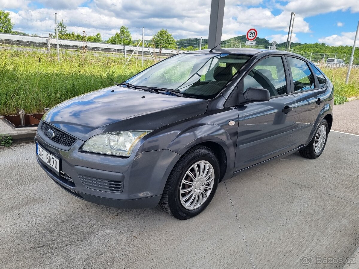 Ford Focus II 1.6 benzin, 74 kW, 2006, pěkný stav