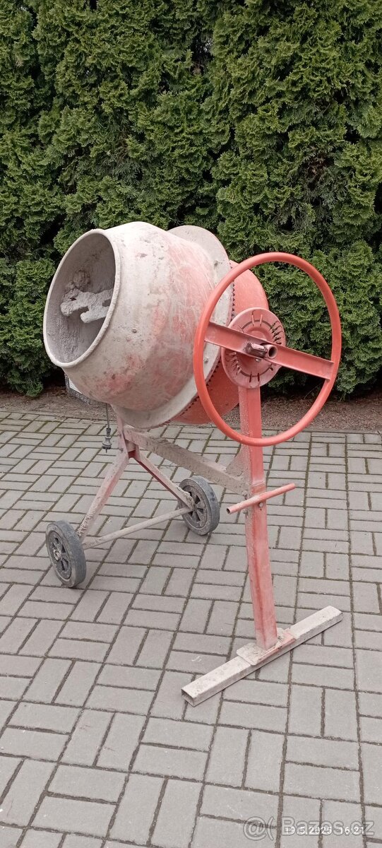 Míchačka na beton