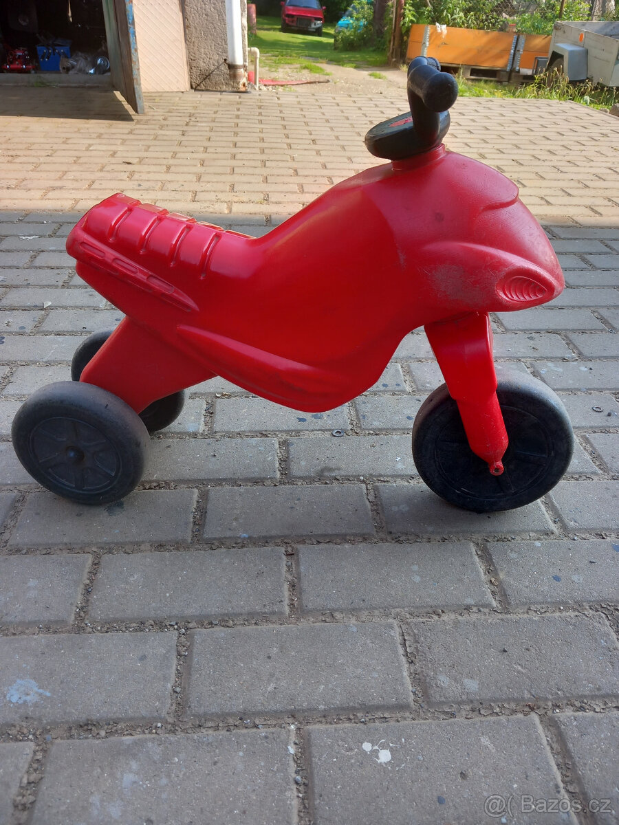 Odrážedlo větší