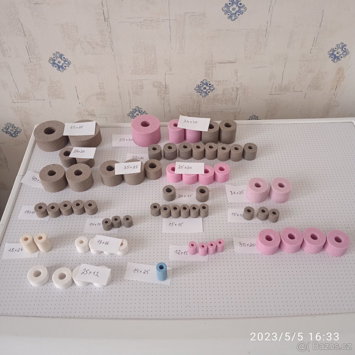 Keramické brusné kotouče Polsko - 79 ks