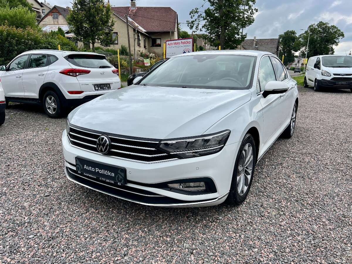 VW Passat 1.5 TSI 110 kW DSG LED,DPH,CZ