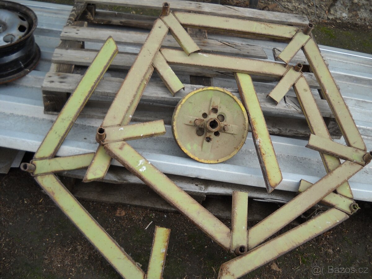 E 512-517 boční plechy žací lišty