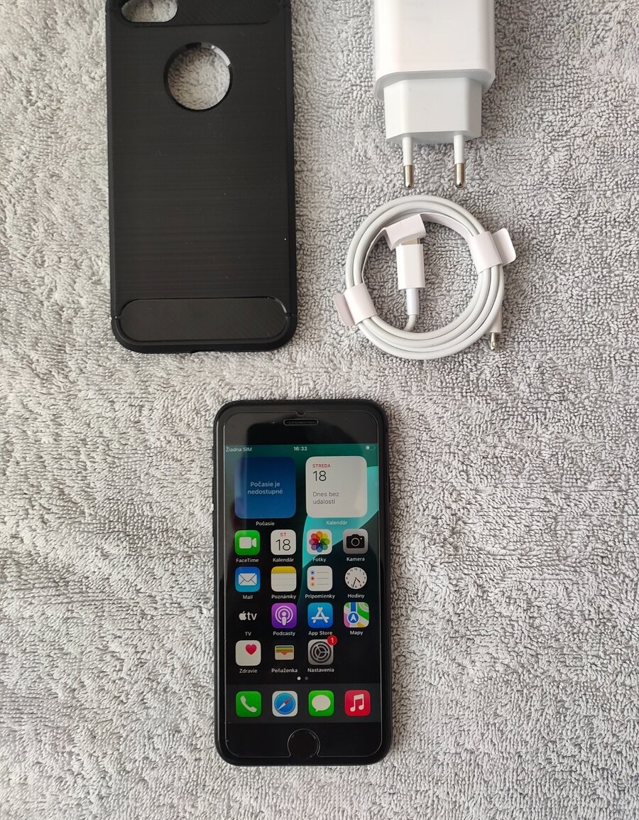 Predám - Apple iPhone SE 2020 64GB Black