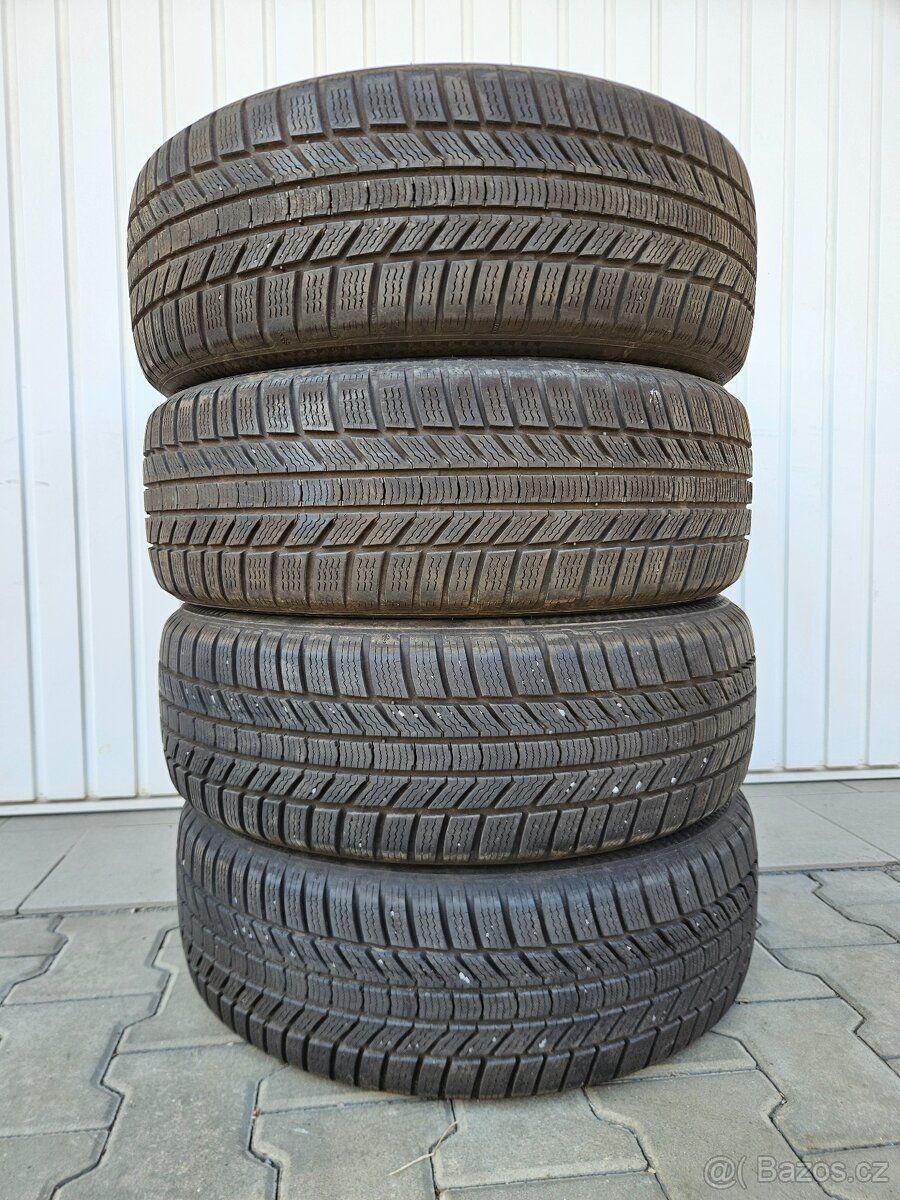 Continental Zimní 205/55/17