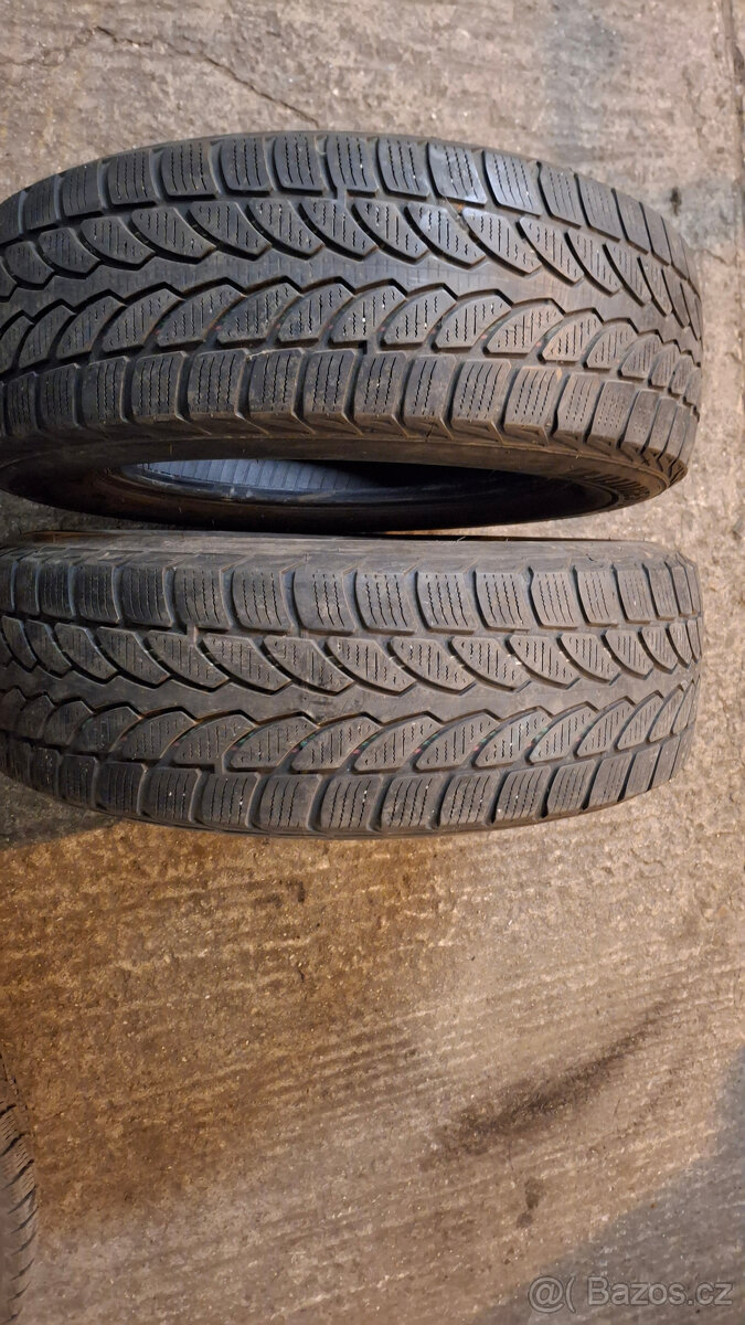 2ks zimních pneu Bridgestone 195/65 R15