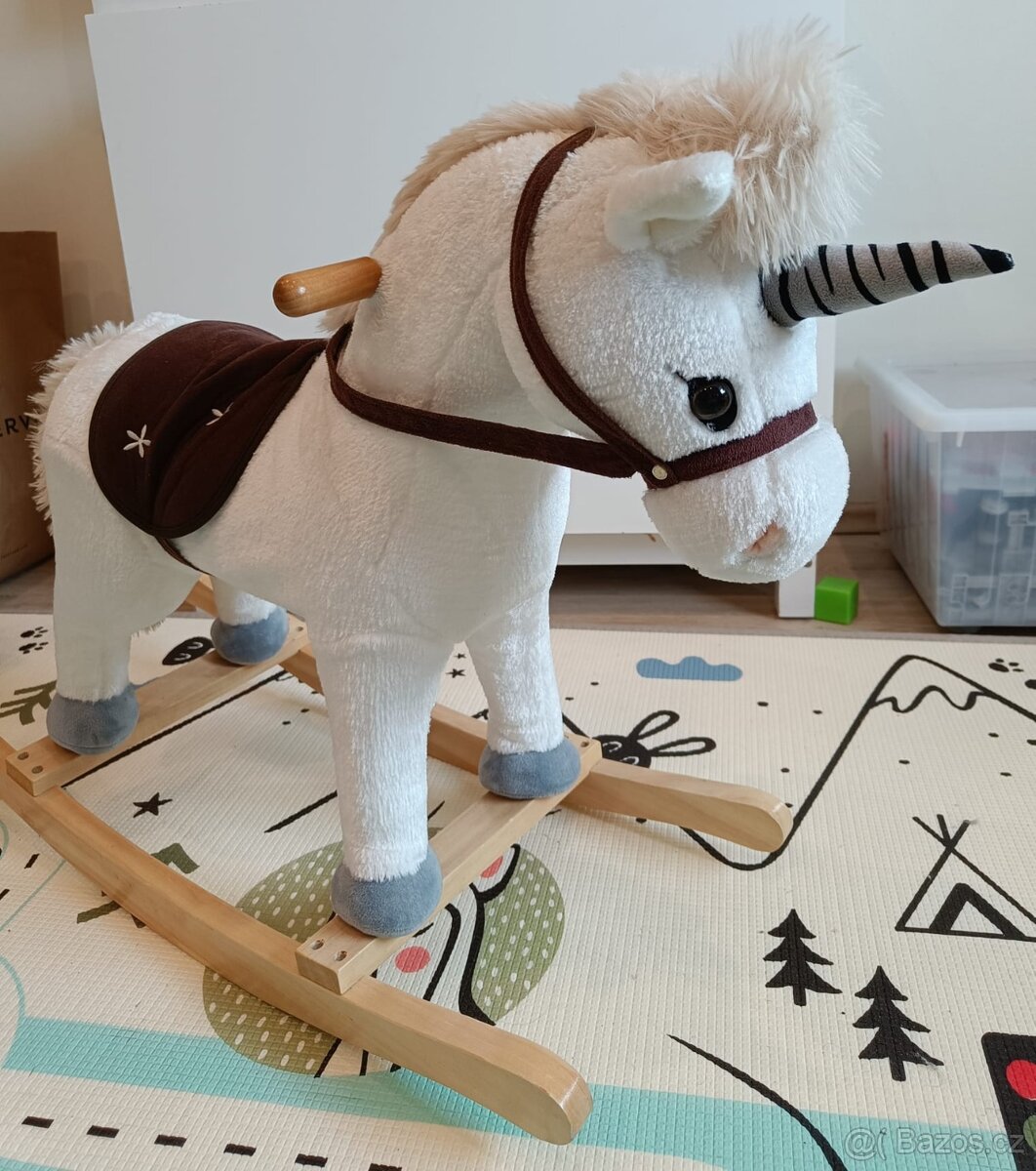 Houpaci konik
