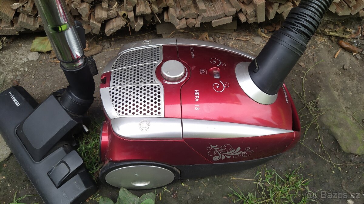 Vysavač Hyundai VC007, eco heppa , 750w