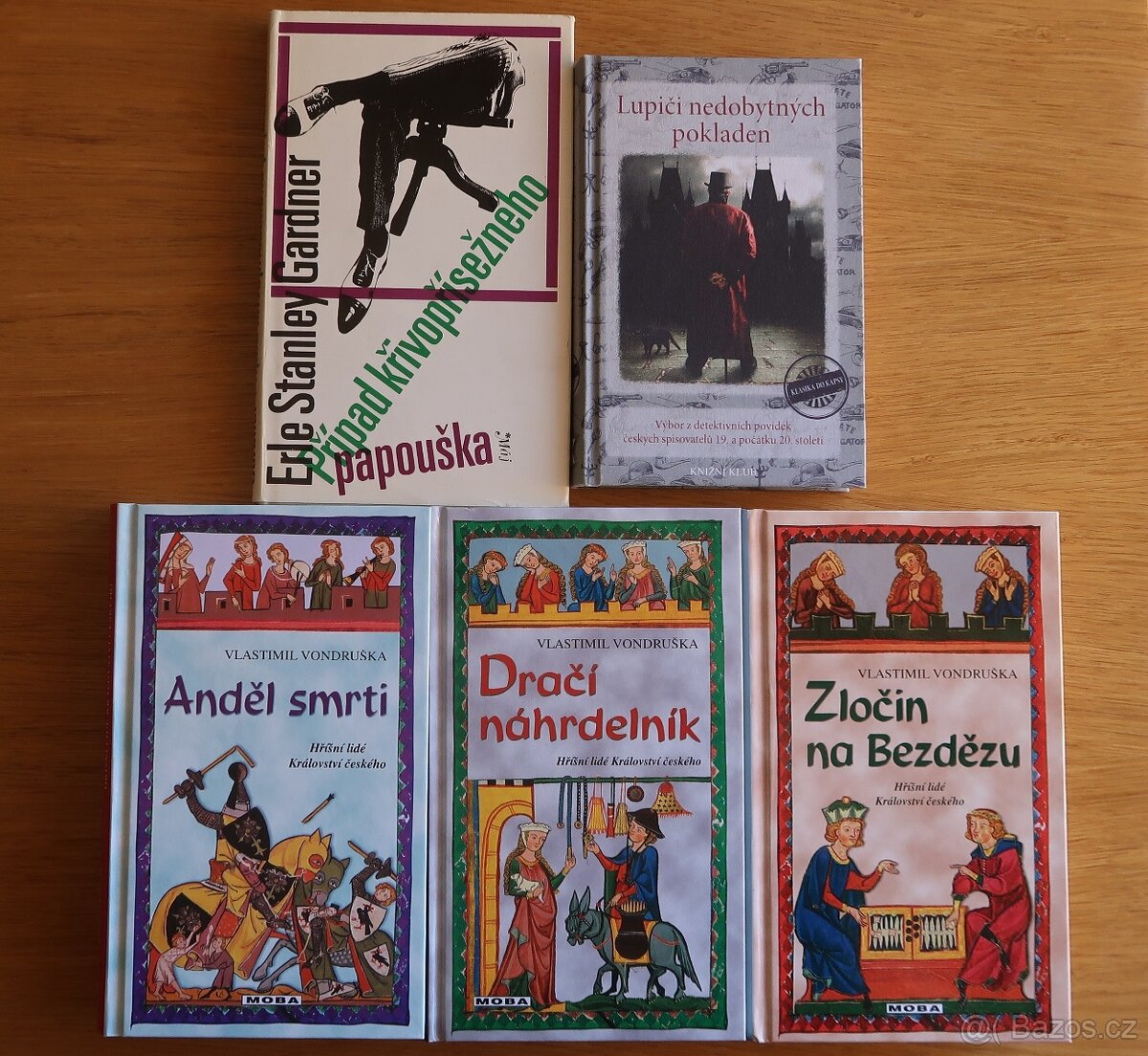 9 knih - Detektivky, krimi, historické detektivní romány