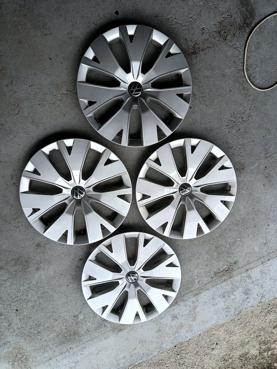 VW Poklice originální R16 TOP STAV