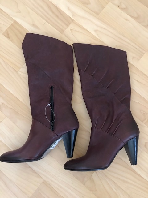 Vínové kožené kozačky zn.Baťa, vel.40, NOVÉ