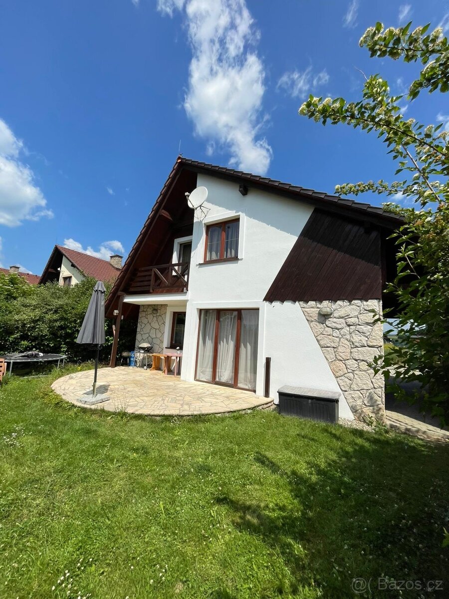 Rekreačný dom 445 m2 pri Liptovskej Mare, Slovensko