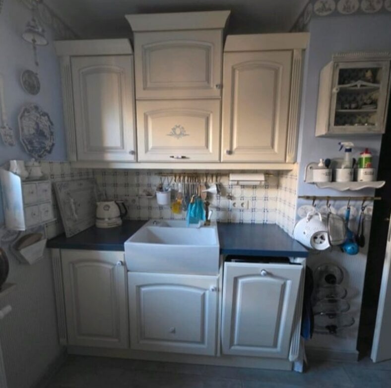 Retro kuchyně se spotřebiči,6110