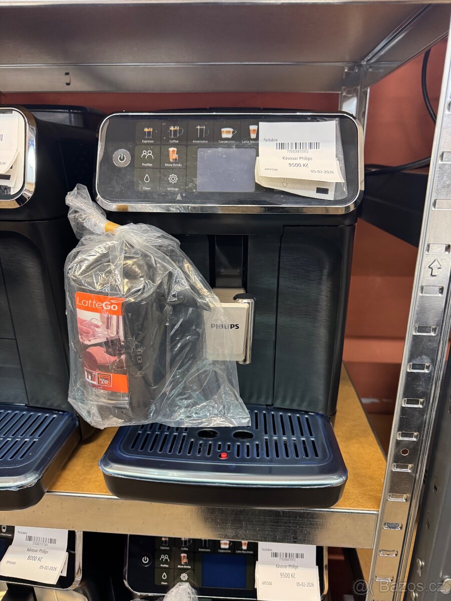 Kávovar Philips EP5500