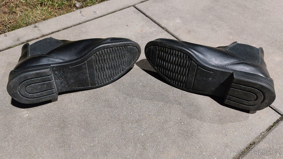 Dětská jezdecká perka 500 velikost 37