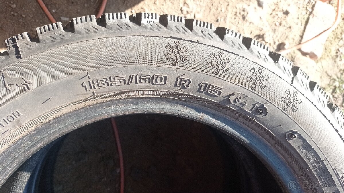 185/60 R 15 zimní pneu Vraník 3 kusy cca7- 8 mm