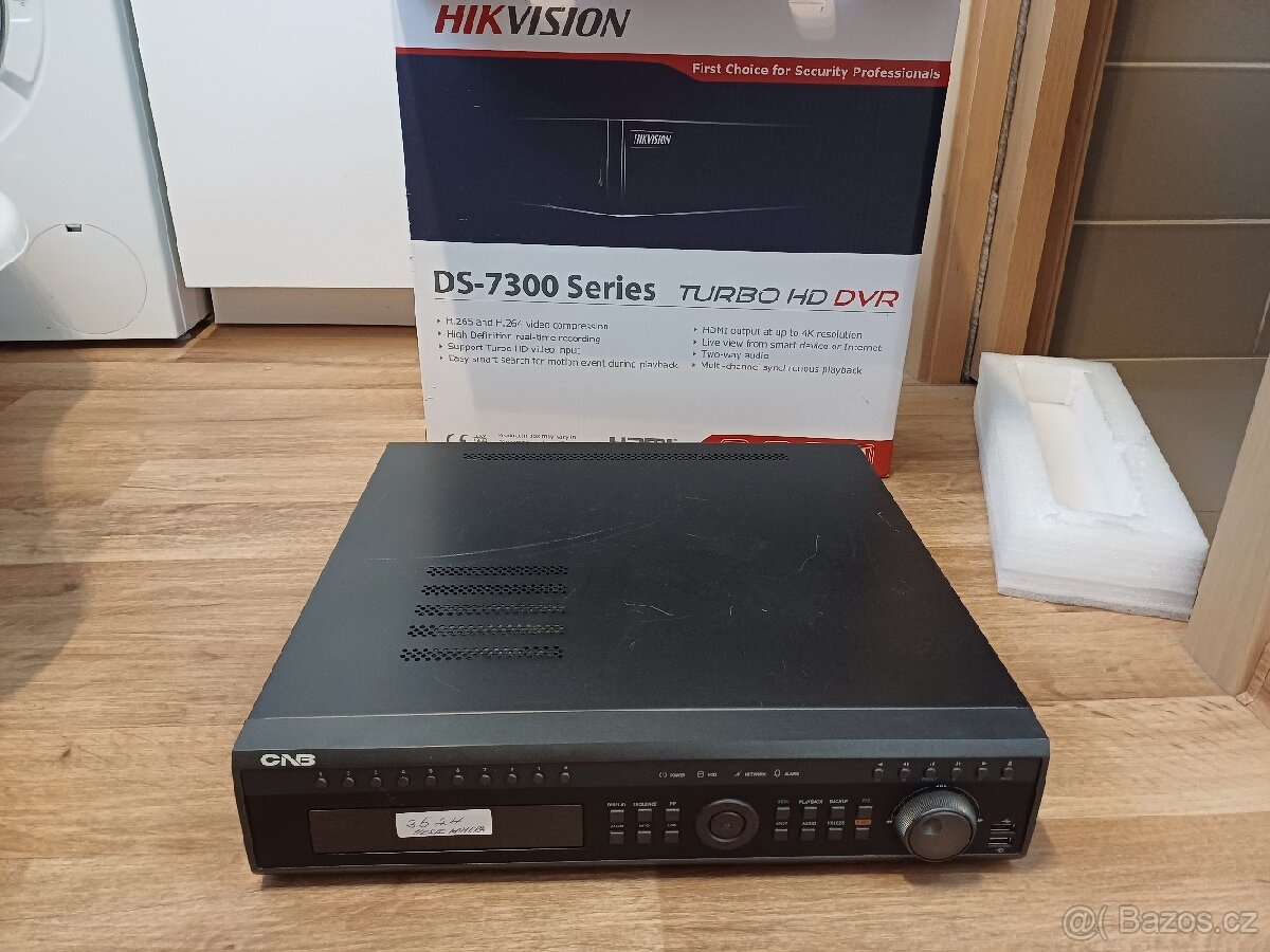 HIKVISION DS-7300 digitální video rekordér