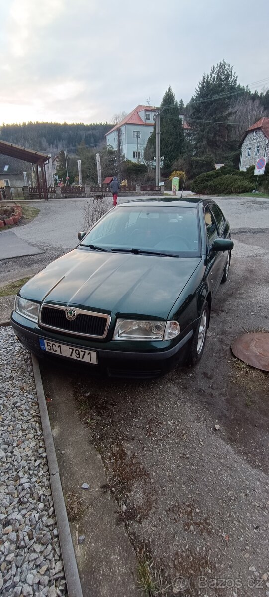 Škoda Octavia 1.6i 75kw climatronik garažovná