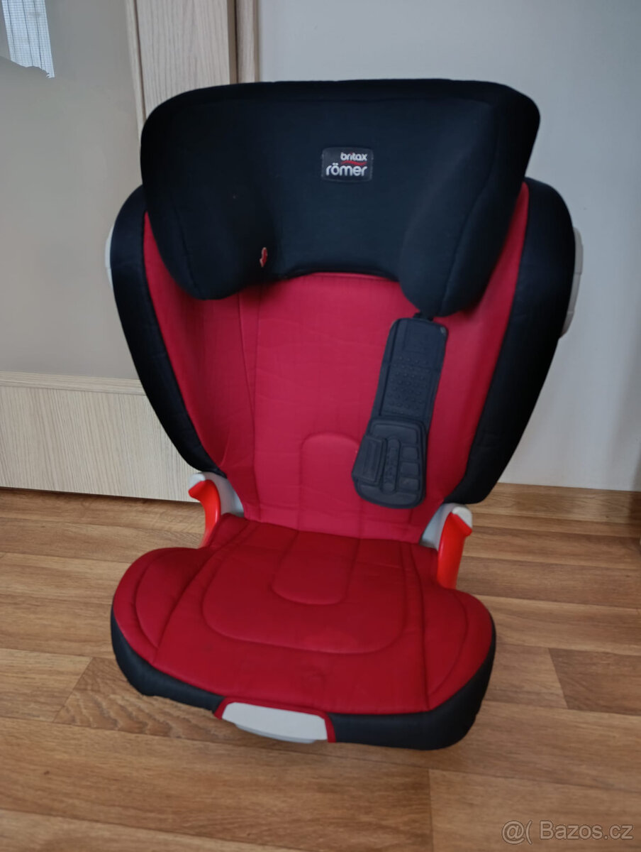 Dětská autosedačka ROMER KIDFIX XP SICT 15-36 kg