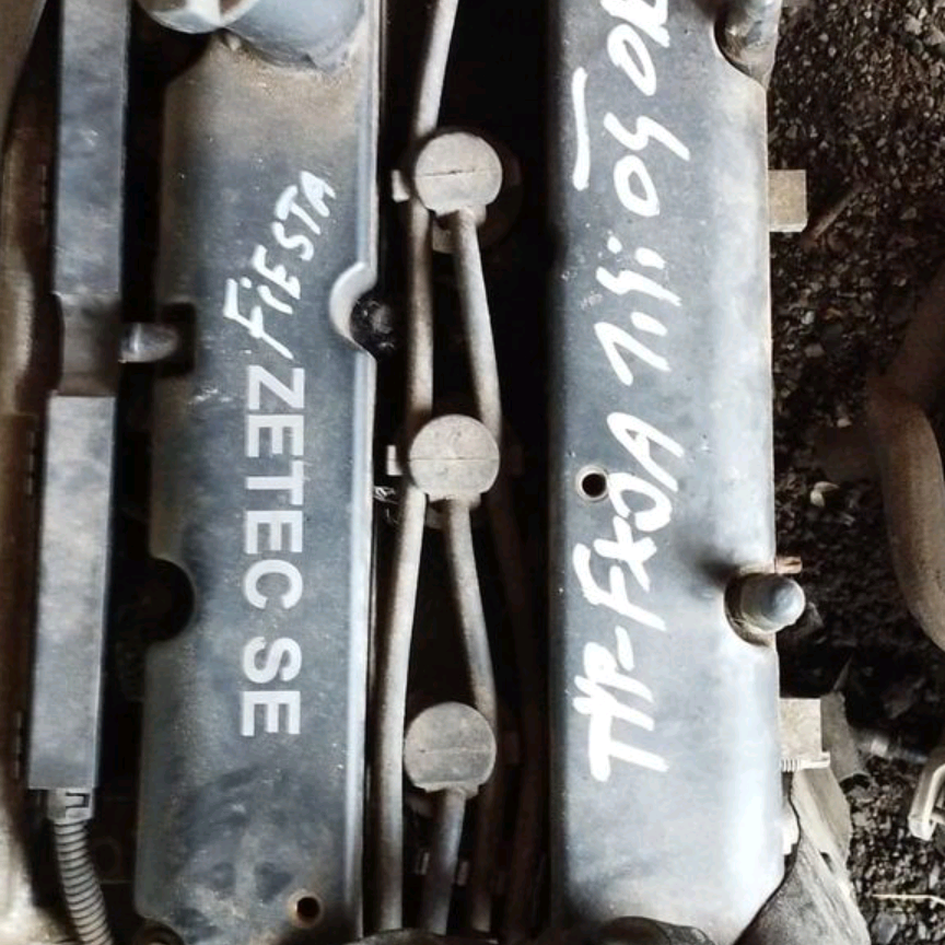 Motor fiesta rok 2004 1.4i TYP -FXJA