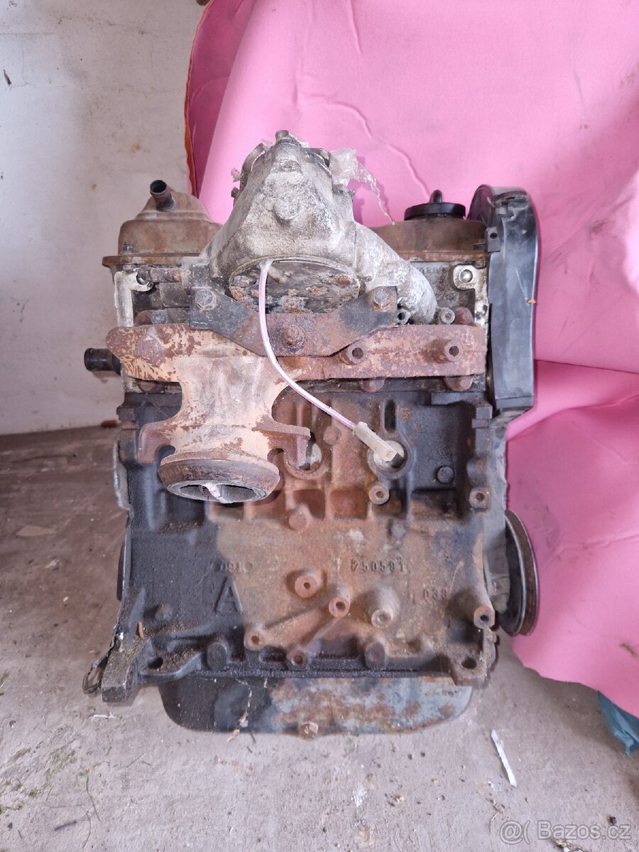 Motor z VW golf mk2 r.1990