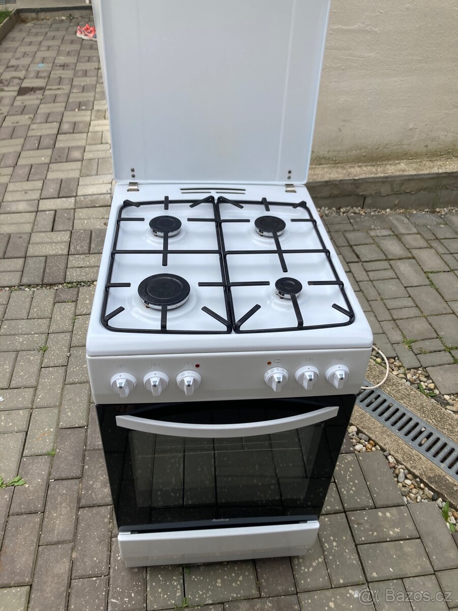 Sporák Amica SHM 5108E1 W