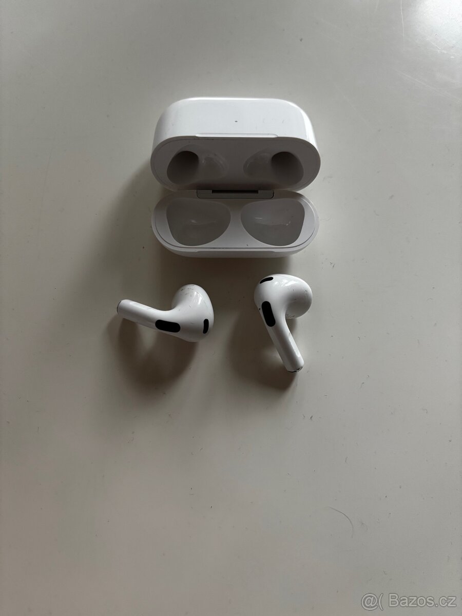 Apple AirPods 3